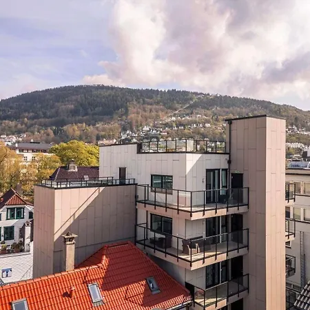 Rooftop Terrace With Mountain Views Apartamento