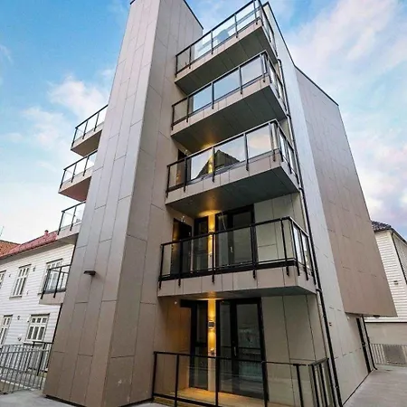 Rooftop Terrace With Mountain Views * Bergen